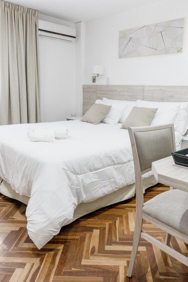 Mediterraneo Y Hotel *